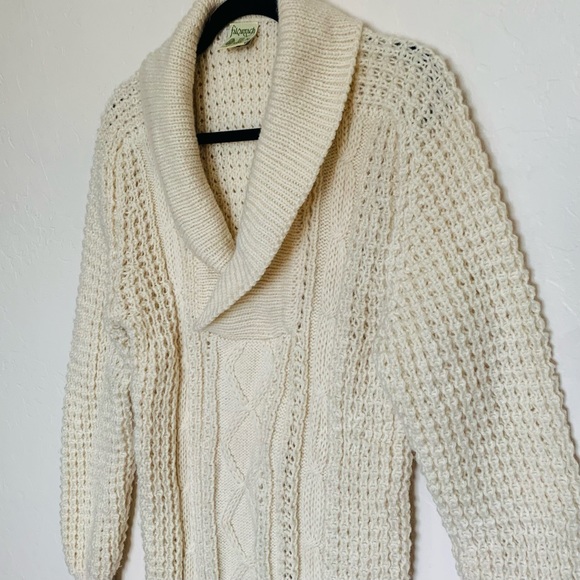 Falcarragh Made in Ireland Pure New Shawl Neck Wool Sweater Sz M - Picture 3 of 6